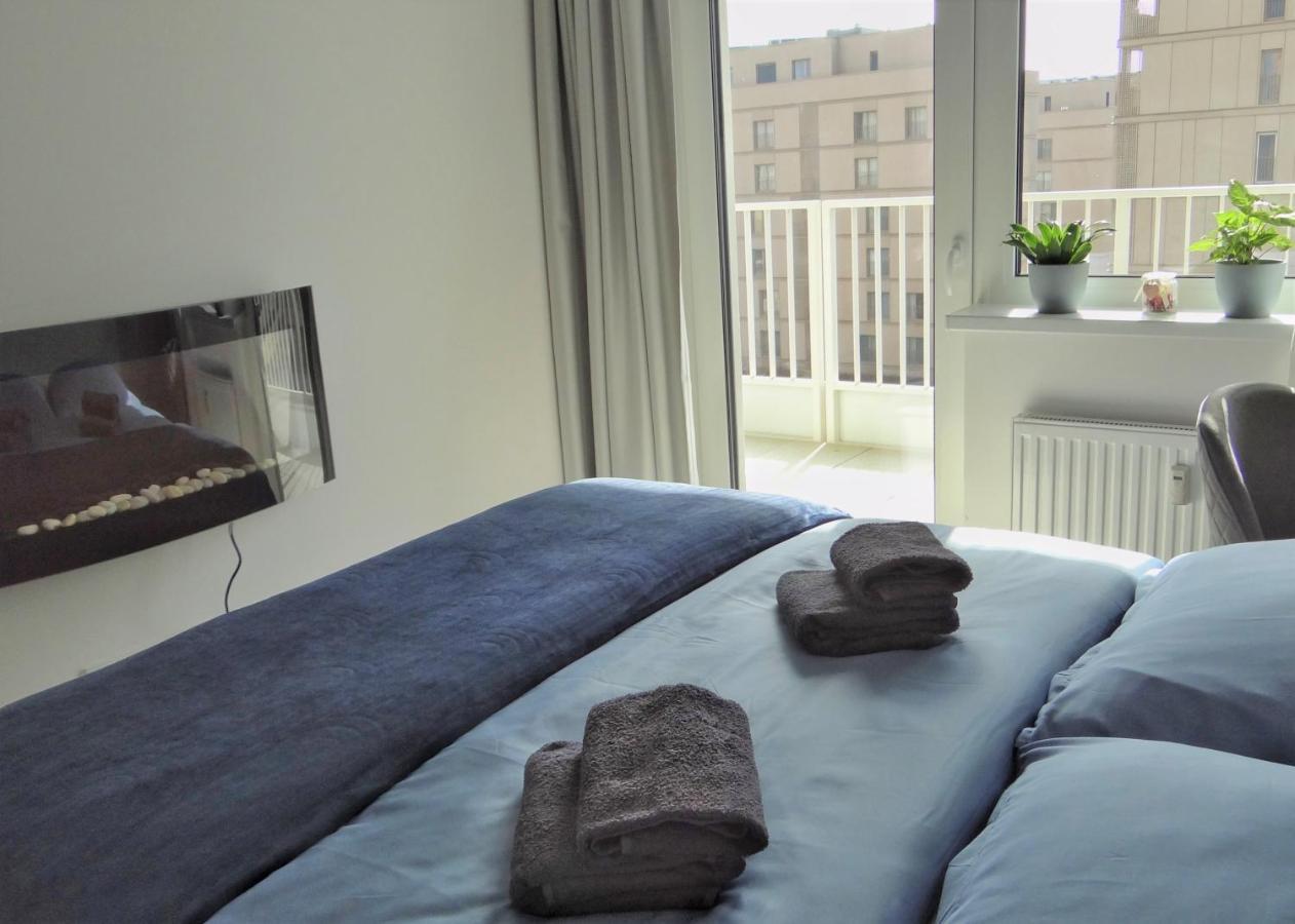 Top Urban Apartment - Free Parking, Green Energy, Modern Style 브라티슬라바 외부 사진