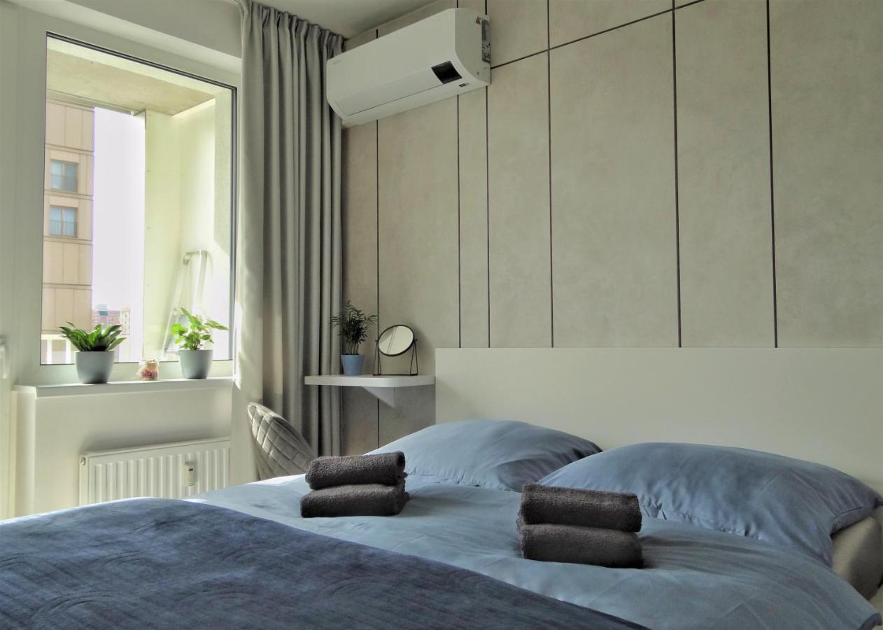Top Urban Apartment - Free Parking, Green Energy, Modern Style 브라티슬라바 외부 사진